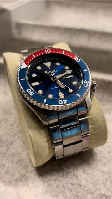 Seiko 5 sports automatic beschikbaar voor biedingen