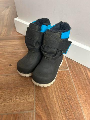 Waterdichte snowboots maat 26 beschikbaar voor biedingen