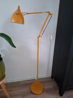 Vloerlamp okergeel Zuiver, Ophalen, Zo goed als nieuw, Metaal, 150 tot 200 cm