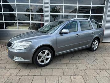 Skoda Octavia Combi 1.4 TSI Greentech Elegance Business Line beschikbaar voor biedingen
