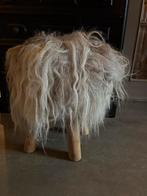 Krukje met ijslands vacht, Ophalen of Verzenden, Gebruikt, Hout