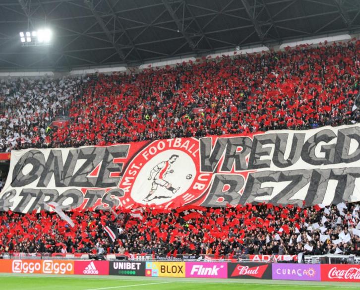 Ajax rest van het seizoen twee kaarten naast elkaar vak 120, Tickets en Kaartjes, Sport | Voetbal, Twee personen, Seizoenskaart