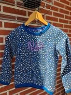 Blauwe trui met print van WE maat 134/140, Kinderen en Baby's, Kinderkleding | Maat 140, Trui of Vest, Ophalen of Verzenden, Zo goed als nieuw