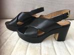 Sandalen met hak - leren - leer - zwart - 38 - NIEUW, Private, Zwart, Nieuw, Sandalen of Muiltjes