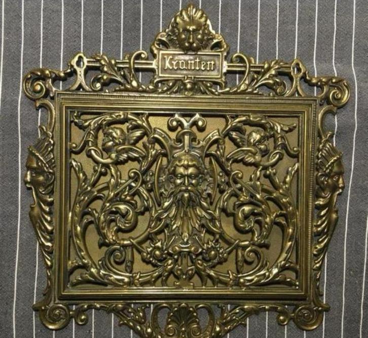 Sierlijke koperen brieven/krantenhouder zie foto’s., Tickets en Kaartjes, Kortingen en Cadeaubonnen, Eén persoon, Cadeaubon