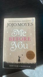 Me before you - boek in Dubai gehaald 52 dirhams zie sticker, Ophalen of Verzenden, Zo goed als nieuw