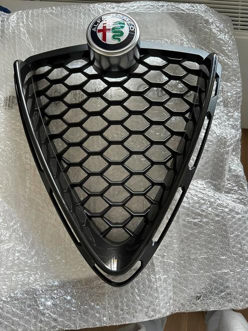 Alfa Romeo Stelvio zwart B-Tech Grille met embleem - Nieuw, Auto-onderdelen, Carrosserie en Plaatwerk, Bumper, Alfa Romeo, Voor