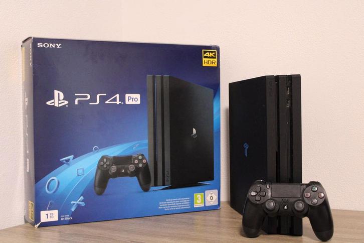 PlayStation 4 Pro 1TB 4K + 1 Controller + 8 Spellen, Spelcomputers en Games, Spelcomputers | Sony PlayStation 4, Zo goed als nieuw