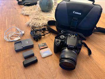Canon 400D met accessoires beschikbaar voor biedingen