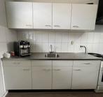 Mooi keukenblok met blad, 2 lades en bovenkasten, Huis en Inrichting, Keuken | Complete keukens, Ophalen, Wit, Enkelwandige keuken