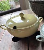 Petrus Regout Maastricht dekschaal soepterrine licht geel, Ophalen