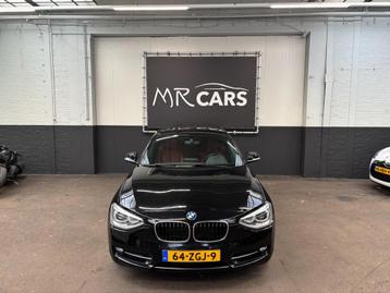 BMW 1-serie 116i Business+ Leder/Navi/Cruise Control/ beschikbaar voor biedingen