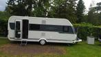 Hobby 560 KMFE De Luxe Edition 2017 + Mover + Tent, Caravans en Kamperen, Caravans, 5 tot 6 meter, Particulier, Rondzit, 1500 - 2000 kg