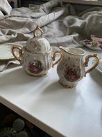 Room stelletje brocante retro bloemen servies met goud, Antiek en Kunst, Antiek | Servies los, Ophalen of Verzenden