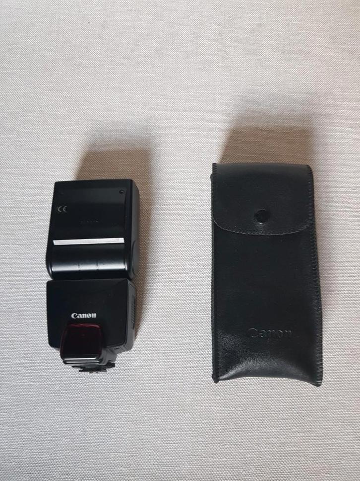 Canon speedlite 380ex, Audio, Tv en Foto, Fotografie | Flitsers, Zo goed als nieuw, Canon, Kantelbaar, Ophalen of Verzenden