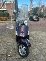 Vespa gts 125cc 2 sleutels, Overige modellen, Ophalen of Verzenden, Zo goed als nieuw, Benzine