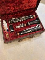 Lyons Monarch Bes-klarinet - Opknapper, Bes-klarinet, Gebruikt, Ophalen of Verzenden, Met koffer