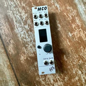 ALM MCO mk2 + AXON-2 Expander eurorack modules beschikbaar voor biedingen