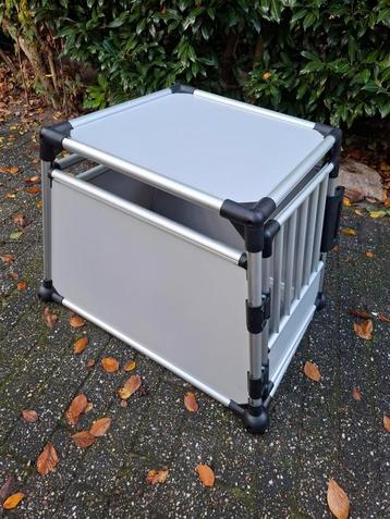 Aluminium Trixie Transportbox Hond, 39342, zgan beschikbaar voor biedingen