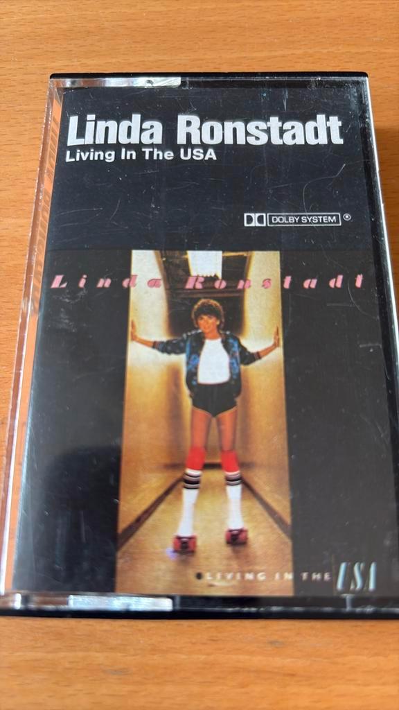 Linda Ronstadt muziek cassette Living in the USA, Cd's en Dvd's, Cassettebandjes, Zo goed als nieuw, Origineel, Pop, 1 bandje