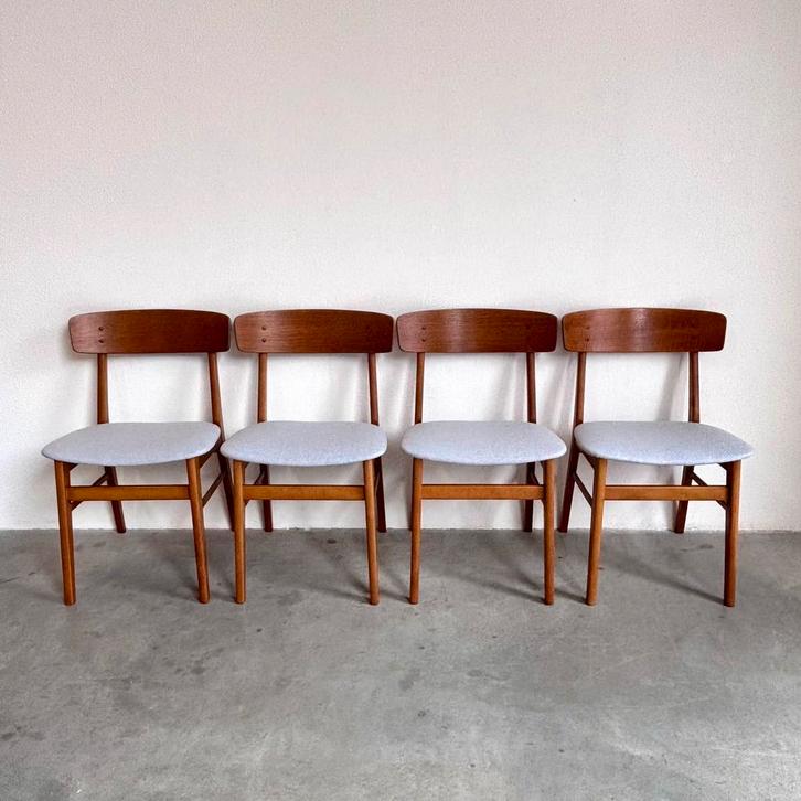 VINTAGE | SET STOELEN | FARSTRUP | TEAK | DEENS, Huis en Inrichting, Stoelen, Gebruikt, Vier, Hout, Stof, Blauw, Ophalen