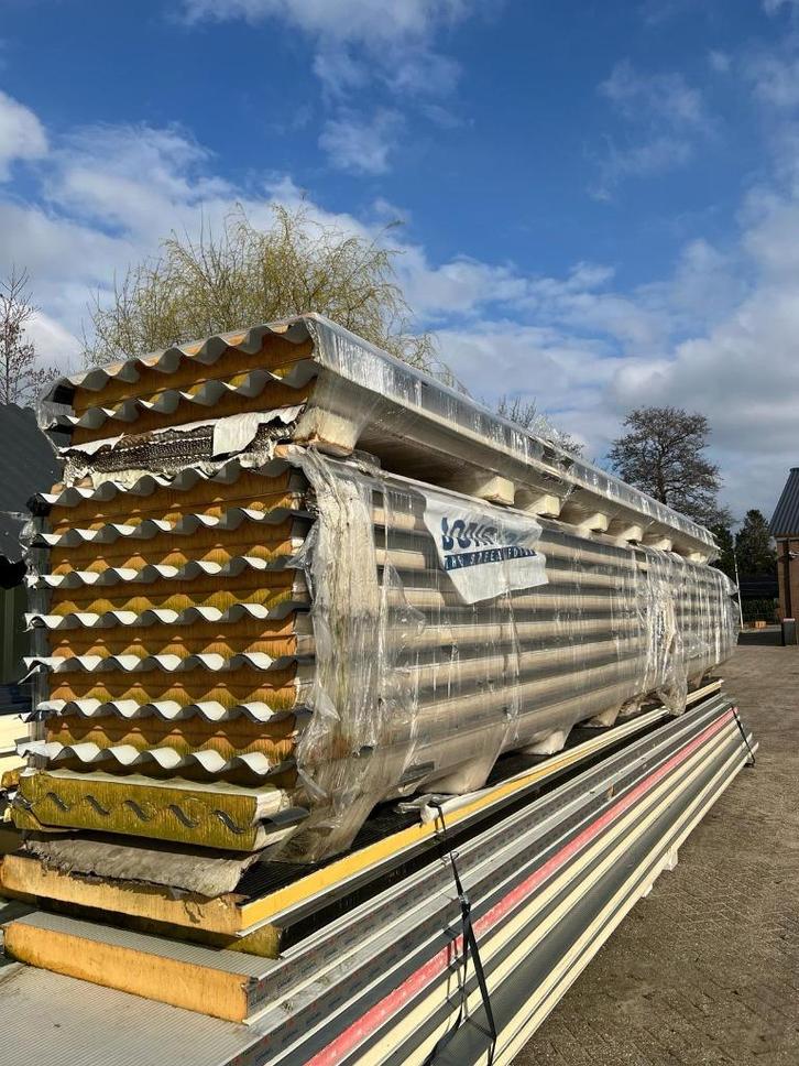 Sandwich golfpanelen antraciet, Doe-het-zelf en Verbouw, Platen en Panelen, Zo goed als nieuw, Overige materialen, 20 tot 50 mm