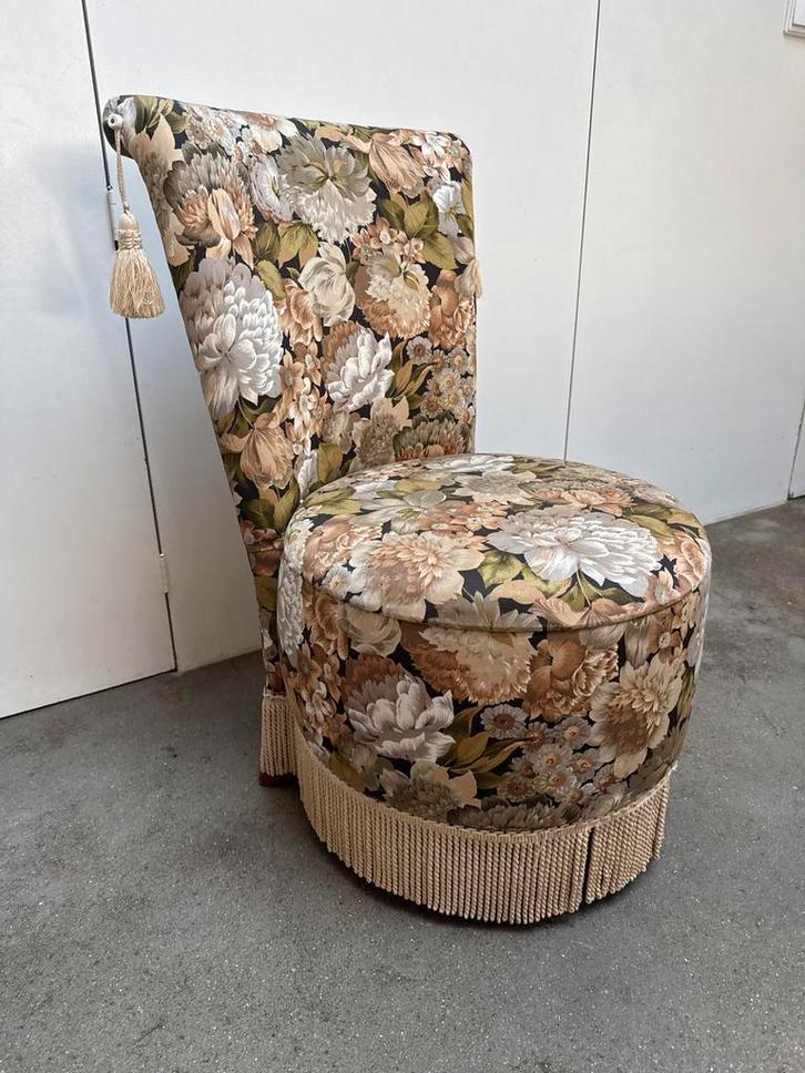 Leuk oud stoeltje met opbergruimte vintage, Huis en Inrichting, Stoelen, Gebruikt, Eén, Stof, Overige kleuren, Ophalen