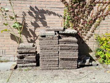 Grindtegels  beschikbaar voor biedingen