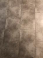 Coretec tegels klik pvc: Showroomvloer ca 30m2, Ophalen, Overige typen, Zo goed als nieuw, 25 tot 50 m²