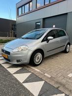 Fiat Punto 1.2 5DR 2007 Grijs, Auto's, Fiat, 1005 kg, 1242 cc, 4 cilinders, 400 kg