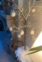 Kerstboom met lichtjes en decoratie., Ophalen
