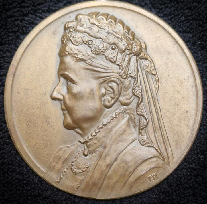 GROTE penning Koningin Moeder Regentes EMMA 1879-1929 gesign, Postzegels en Munten, Penningen en Medailles, Brons, Nederland, Ophalen of Verzenden