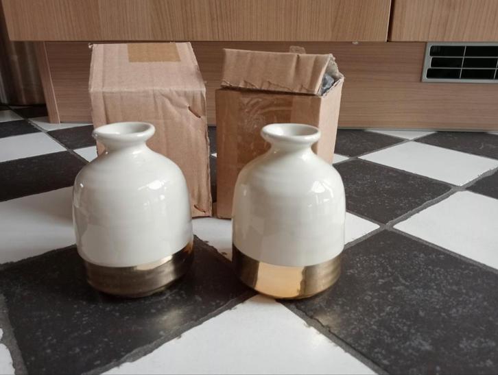 Sandwich Home vaasjes ecru/goud nieuw in verpakking 2 stuks, Huis en Inrichting, Woonaccessoires | Vazen, Nieuw, Overige kleuren