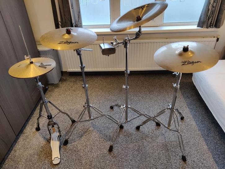 Diverse Zildjian bekkens en Tama standaarden, Muziek en Instrumenten, Drumstellen en Slagwerk, Zo goed als nieuw, Overige merken