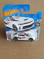 Chevrolet COPO Camaro SS kleur Wit modeljaar 2018 Hotwheels, Nieuw, Ophalen of Verzenden, Auto, Hotwheels