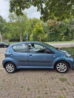 Toyota Aygo 1.0 12V Vvt-i 5DRS 2009 Blauw, Auto's, Voorwielaandrijving, 68 pk, Origineel Nederlands, Handgeschakeld