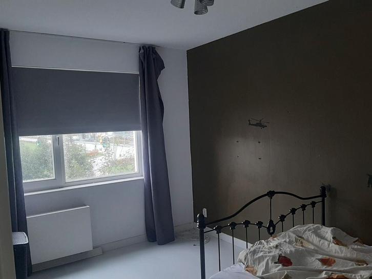 Lichte kamer te huur in kindvriendelijke buurt, Huizen en Kamers, Kamers te huur, Almere