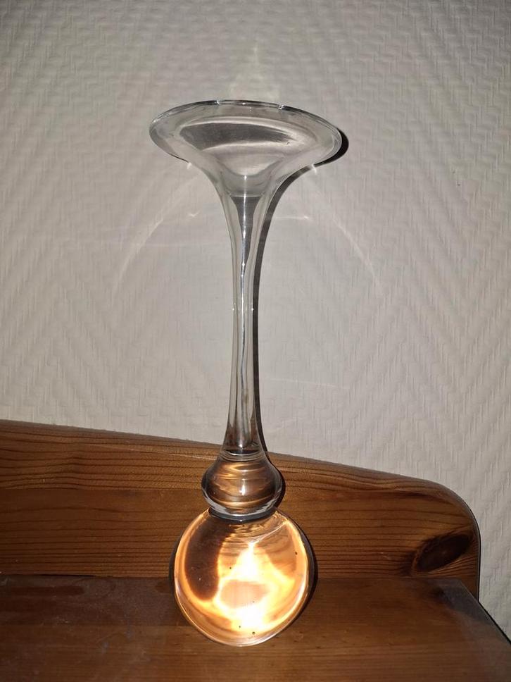 Kosta Boda Trompetvaas - Zeer Goede Staat!, Huis en Inrichting, Woonaccessoires | Vazen, Zo goed als nieuw, Wit, Minder dan 50 cm
