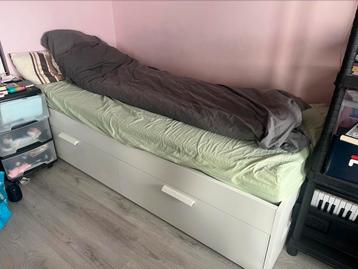 Bed Ikea + mattress