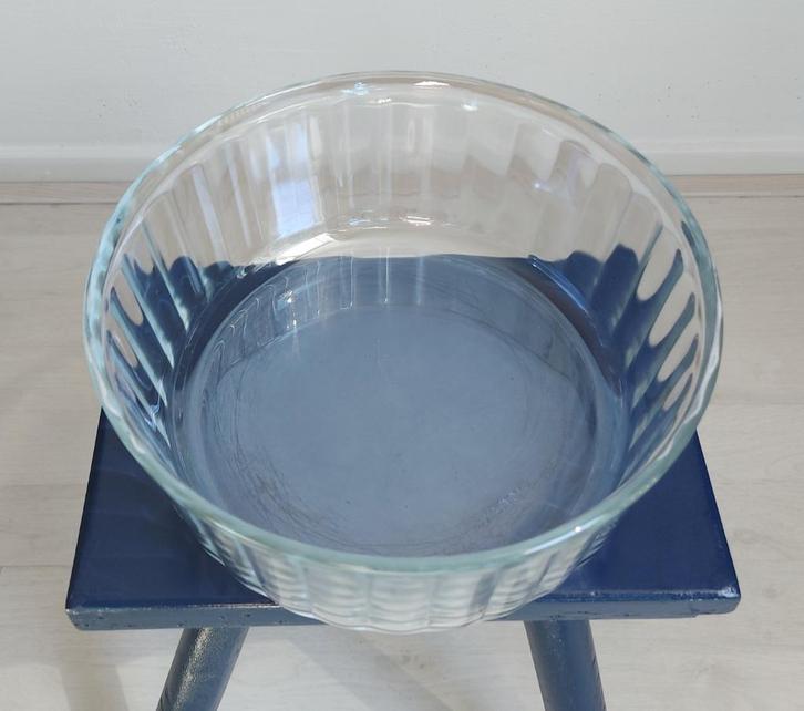 Ronde transparante glazen schaal van Arcuisine, Huis en Inrichting, Keuken | Keukenbenodigdheden, Zo goed als nieuw, Ophalen of Verzenden