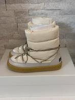 Isabel Marant Zimlee snowboot met leren details, Kleding | Dames, Schoenen, Isabel Marant, Zwart, Snowboots, Nieuw