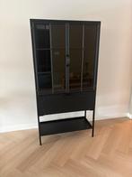 Vintage zwarte metalen vitrinekast, Ophalen