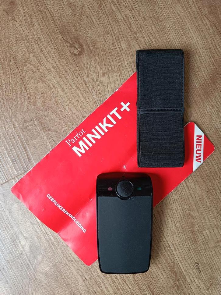 Parrot MINIKIT+ Bluetooth handsfree-kit, Auto-onderdelen, Overige Auto-onderdelen, Gebruikt, Ophalen of Verzenden