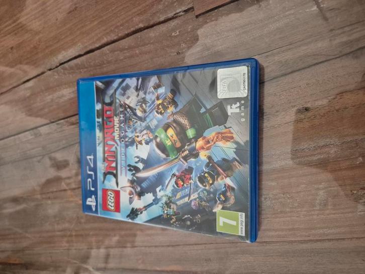 LEGO Ninjago Movie Videogame (PS4), Spelcomputers en Games, Games | Sony PlayStation 4, Zo goed als nieuw, Overige genres, 3 spelers of meer