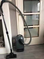 Miele stofzuiger –donker grijs– 1400W – compleet, Witgoed en Apparatuur, Stofzuigers, Ophalen of Verzenden, Zo goed als nieuw