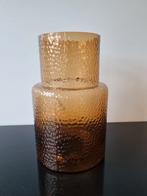 IKEA KONSTFULL vaas - bruin, Huis en Inrichting, Woonaccessoires | Vazen, Ophalen, Overige kleuren, Minder dan 50 cm, Glas