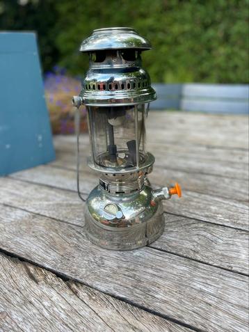 Hipolito petroleum druklamp H202/250V automatic beschikbaar voor biedingen