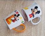 Twee Disney bekers  Disneyland Paris Mickey Mouse, Verzamelen, Ophalen of Verzenden, Mickey Mouse, Zo goed als nieuw, Servies
