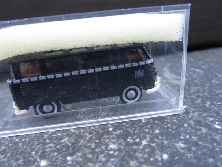 Brekina VW Bus Marechaussee, Hobby en Vrije tijd, Modelauto's | 1:87, Nieuw, Bus of Vrachtwagen, Brekina, Ophalen of Verzenden