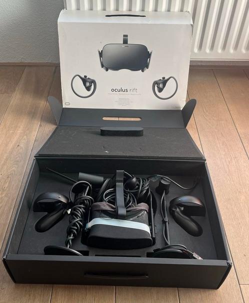 VR-bril Oculus Rift set met doos, Spelcomputers en Games, Virtual Reality, Gebruikt, Pc, VR-bril, Ophalen of Verzenden